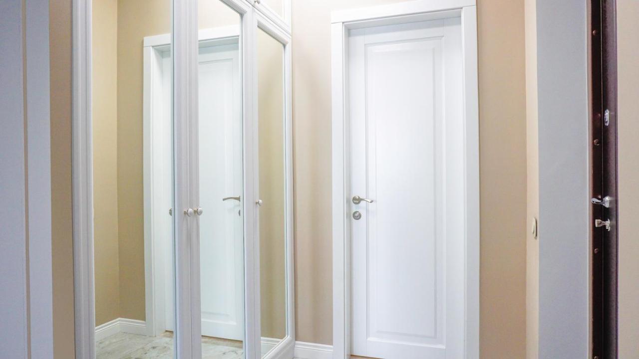 Luxury Apartment Near Metro Station Osokorky Kiev Buitenkant foto