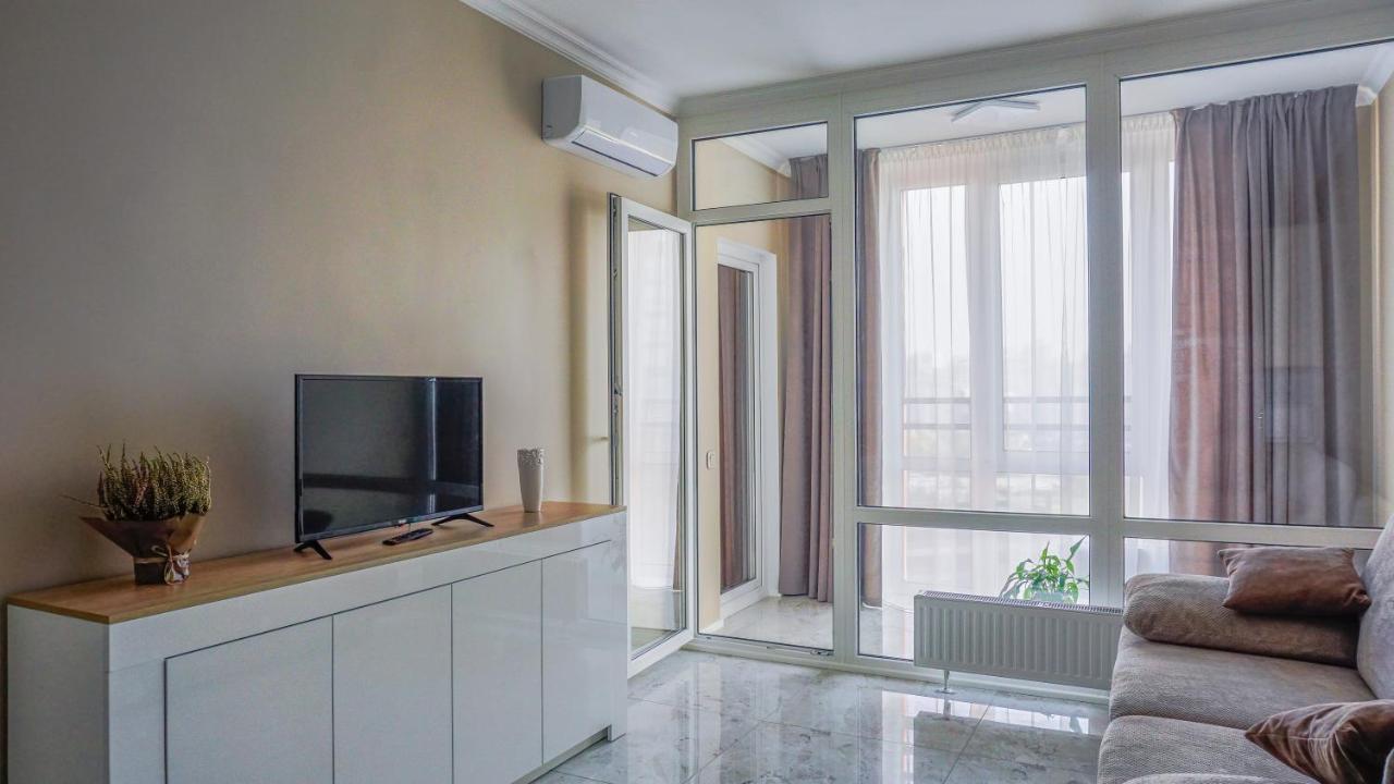 Luxury Apartment Near Metro Station Osokorky Kiev Buitenkant foto