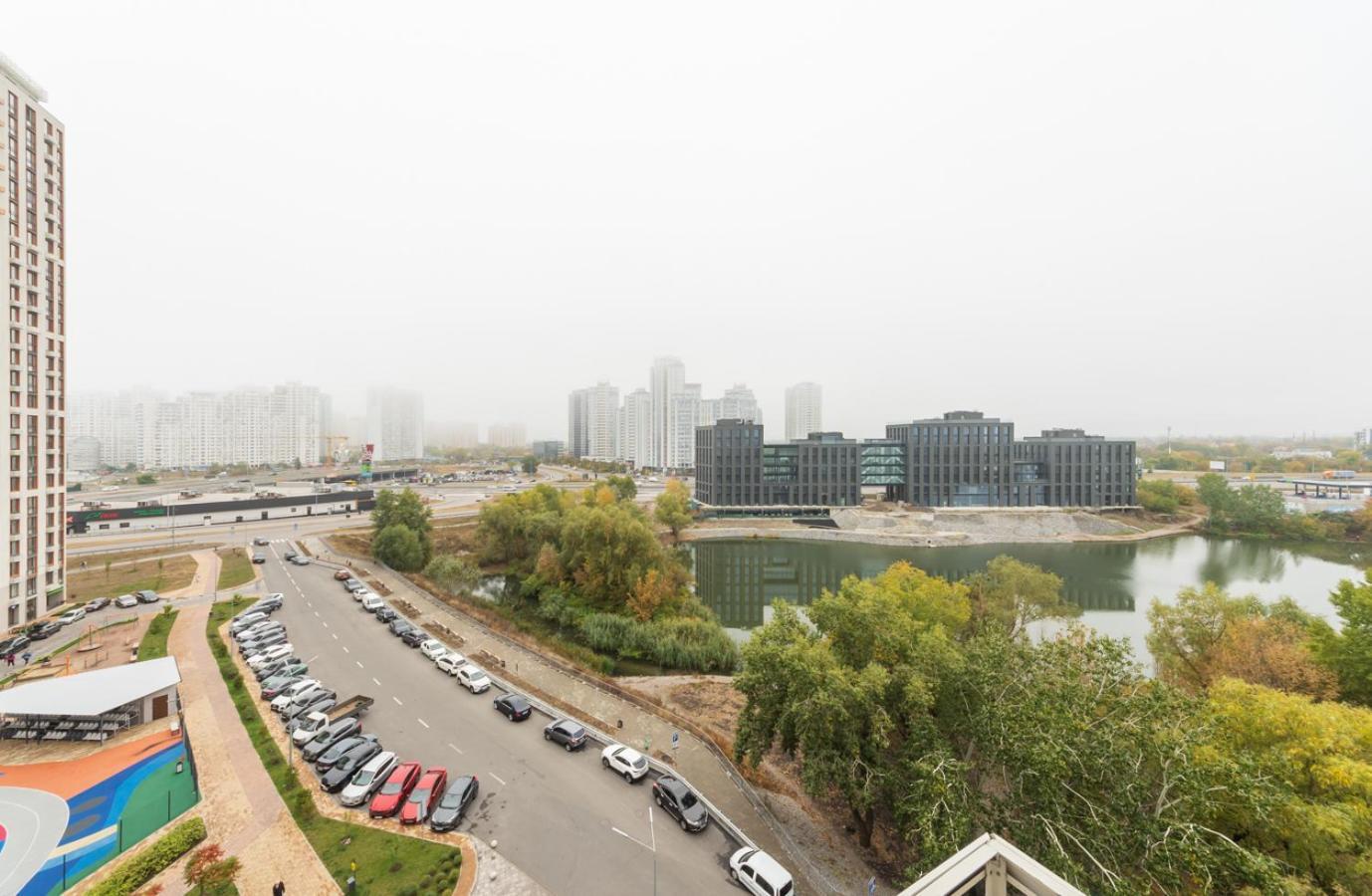 Luxury Apartment Near Metro Station Osokorky Kiev Buitenkant foto